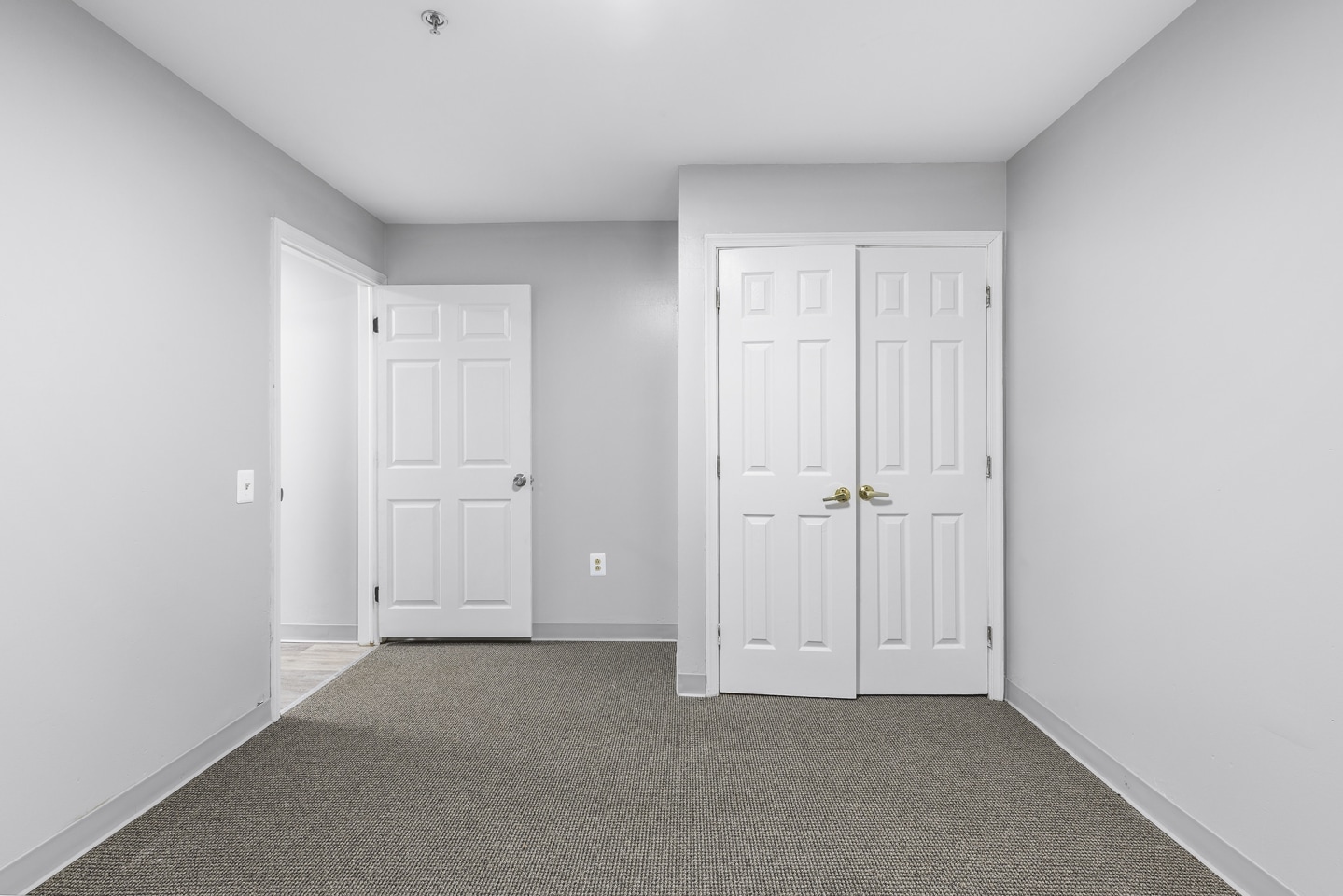 Edgewood Apartments Image 10