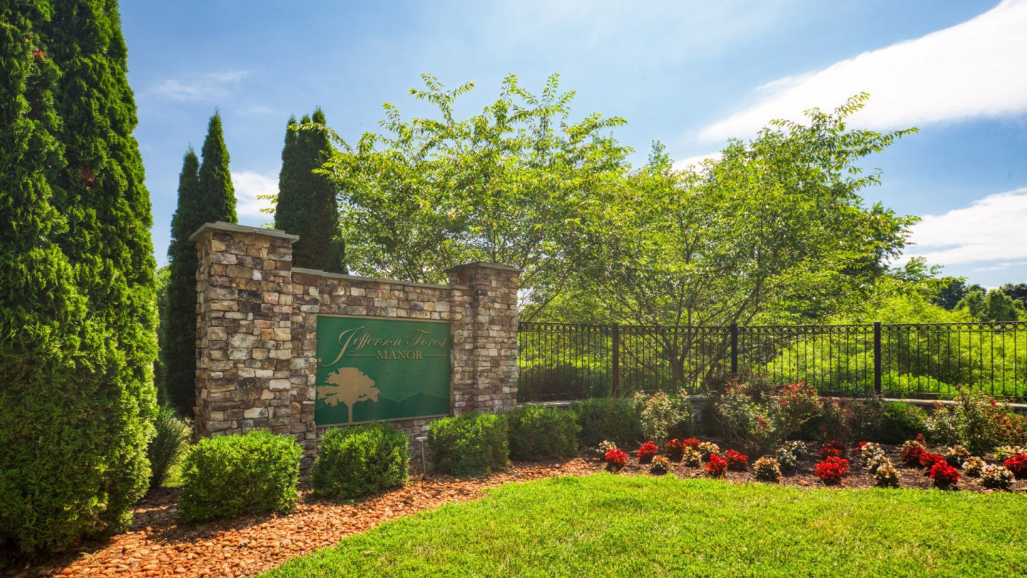 Jefferson Forest Manor Image 20