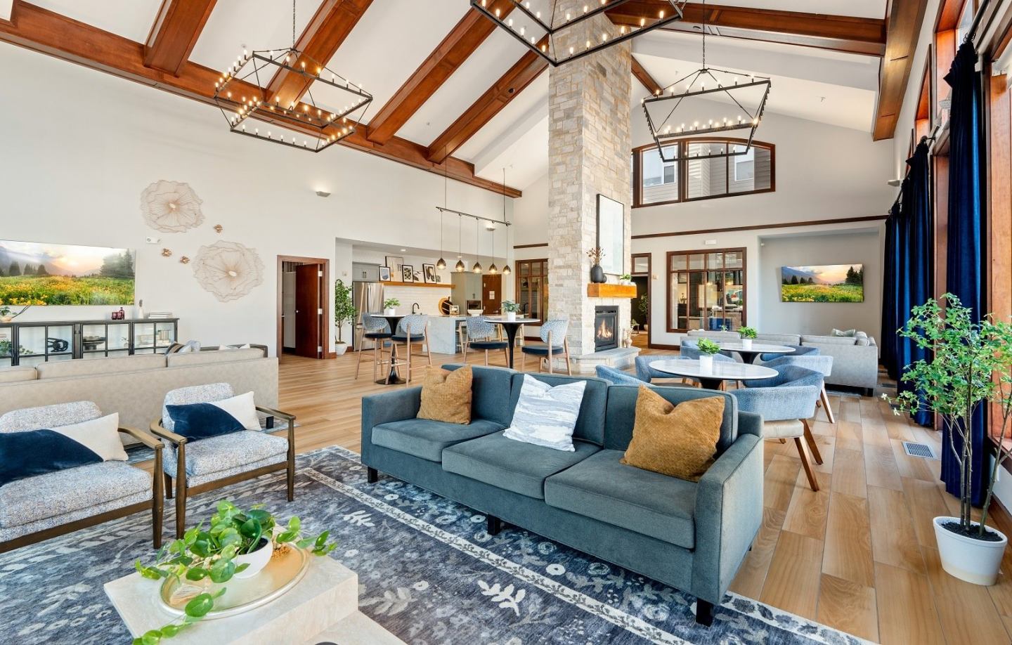 The Landings at Silver Lake Village Image 2