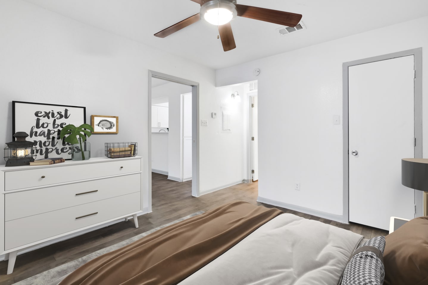 Forest Hills Apartments Image 6
