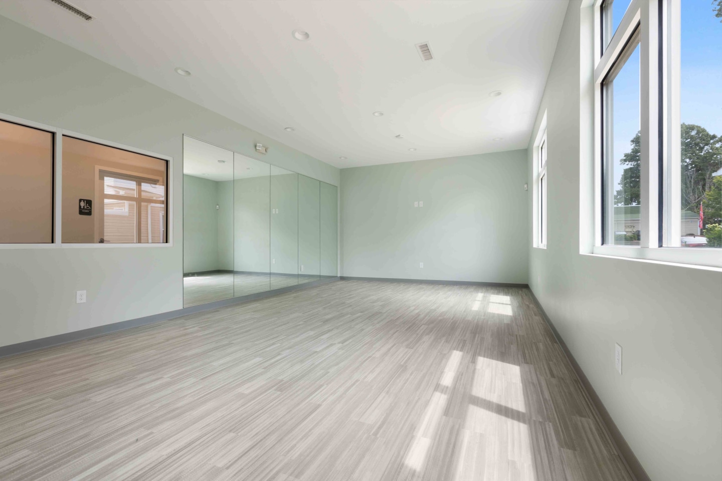 Hunters Pointe Image 12