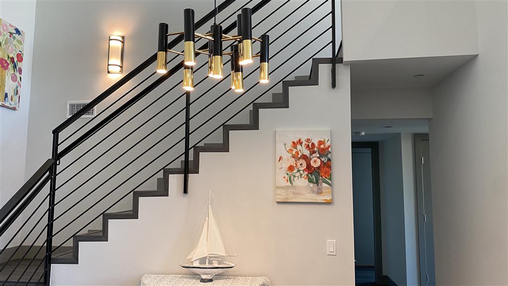 The Mansfield at Miracle Mile Image 14