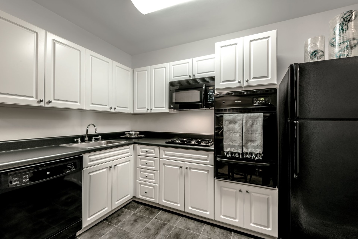 RiverHouse Image 95