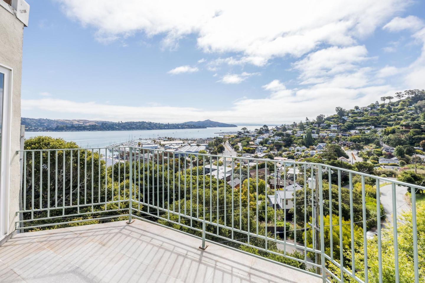 5-65 Rodeo Avenue Image 2