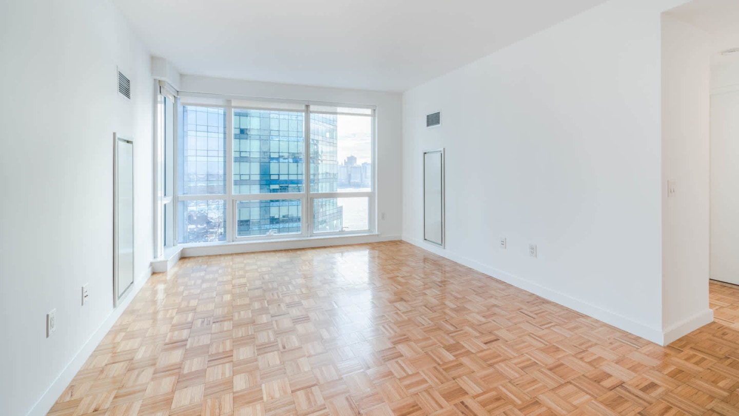 70 Greene Image 22