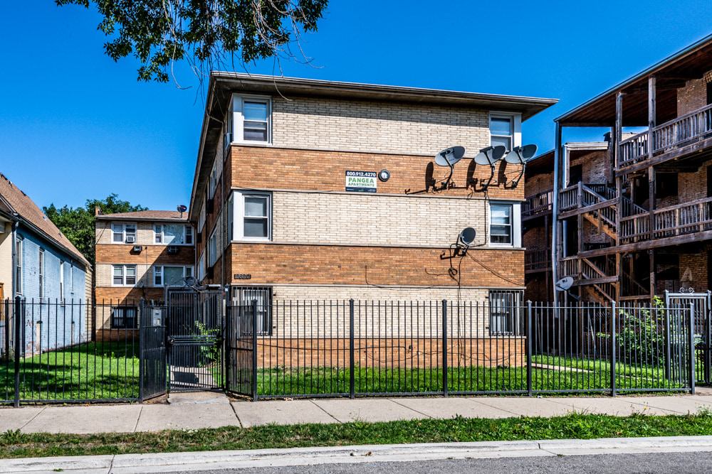 2826 E 76th Pl Image 13