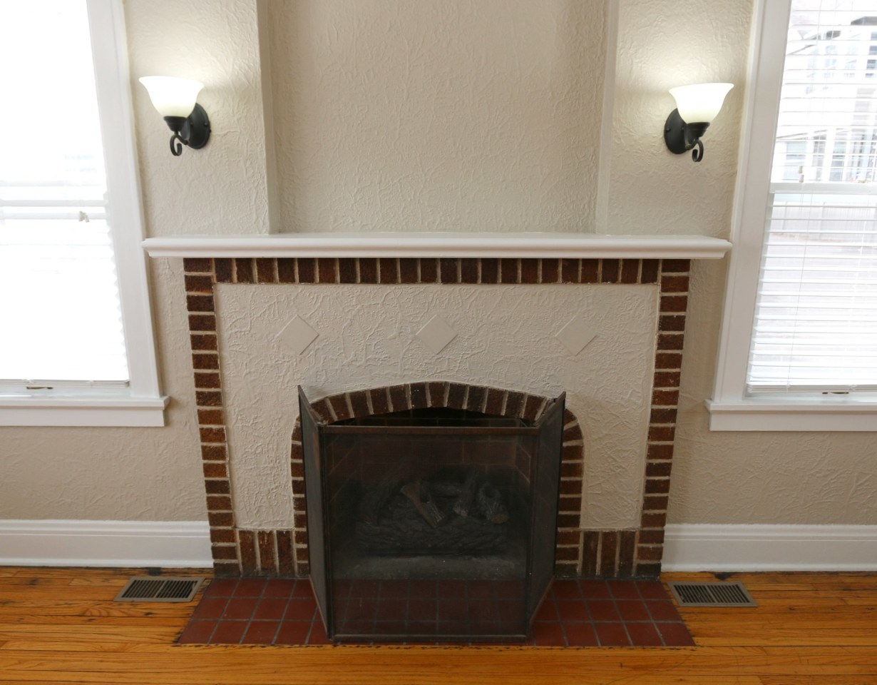 929 Summit Image 25