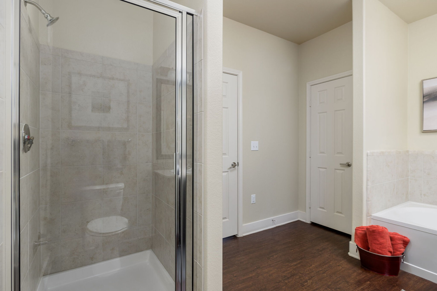 Ladera Apartment Homes Image 8