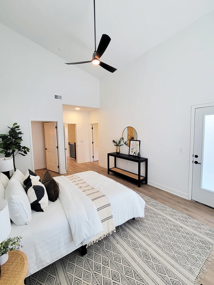 Vanguard Villas Image 12