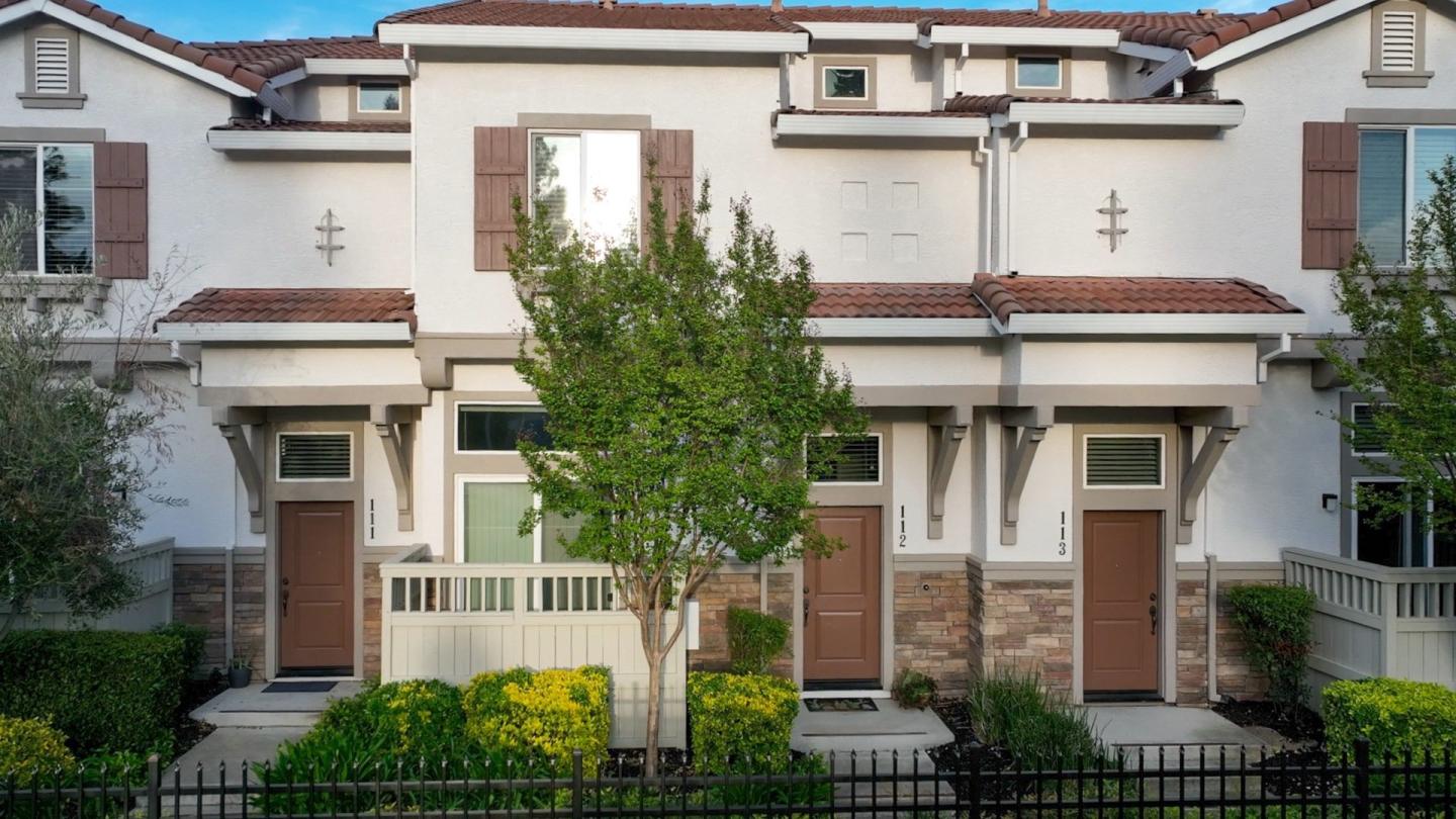 Adora Townhomes Image 26
