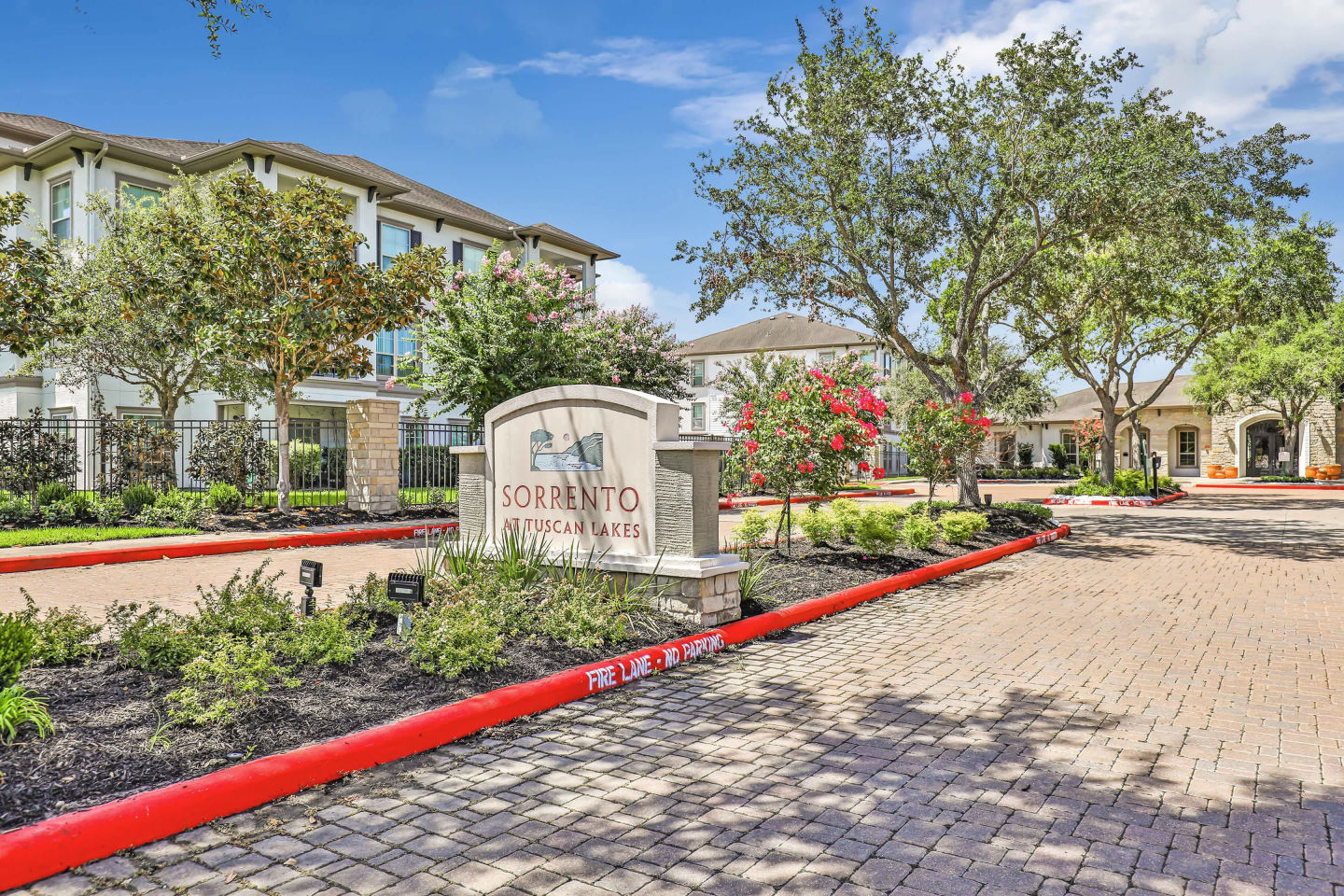 Sorrento at Tuscan Lakes Image 1