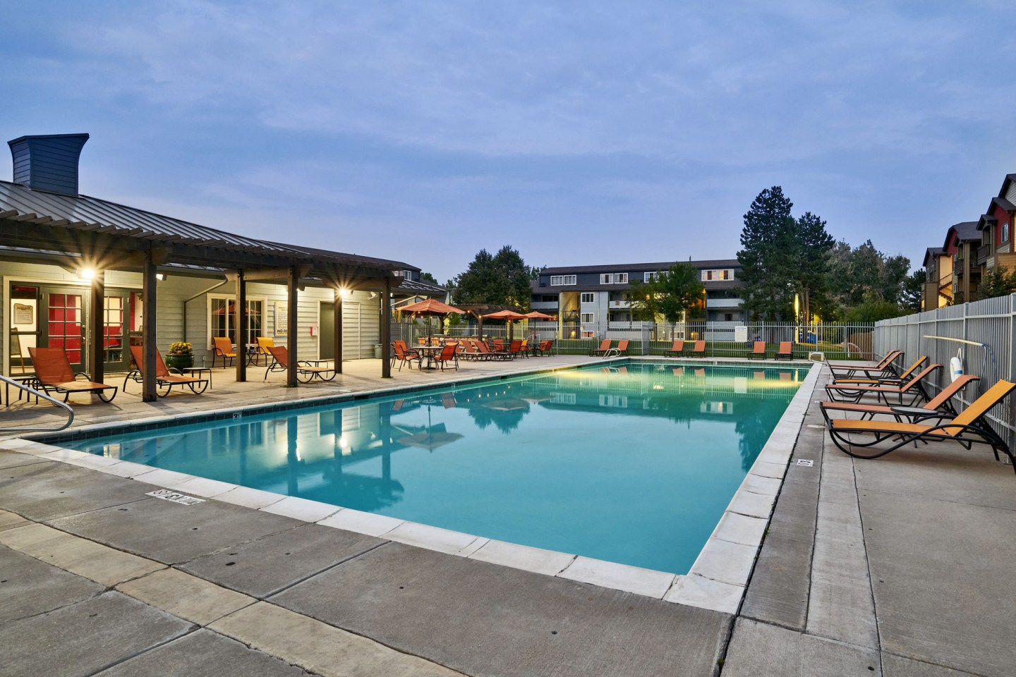 Lowry Heights Image 23