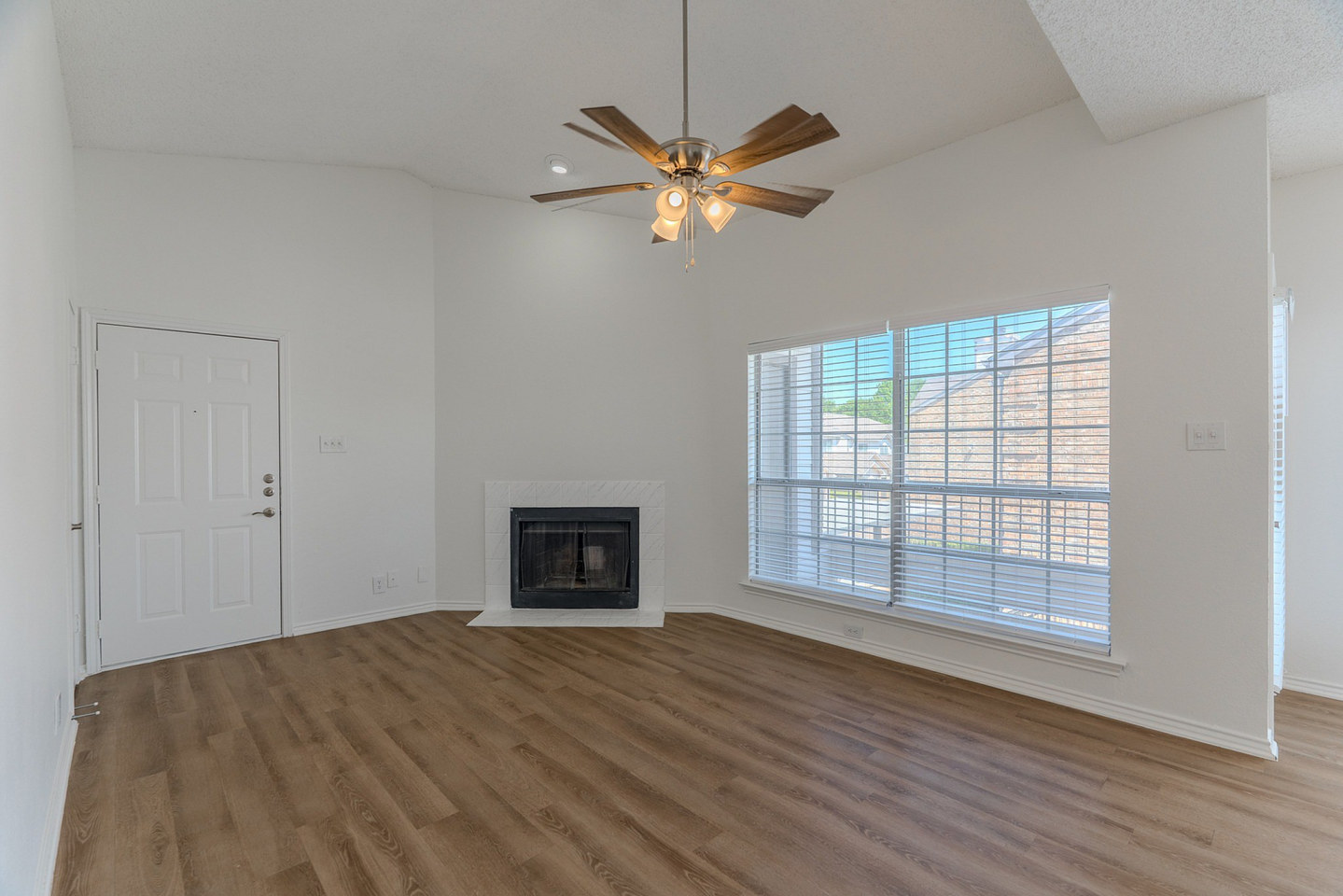 Oaks Of Arlington Image 31