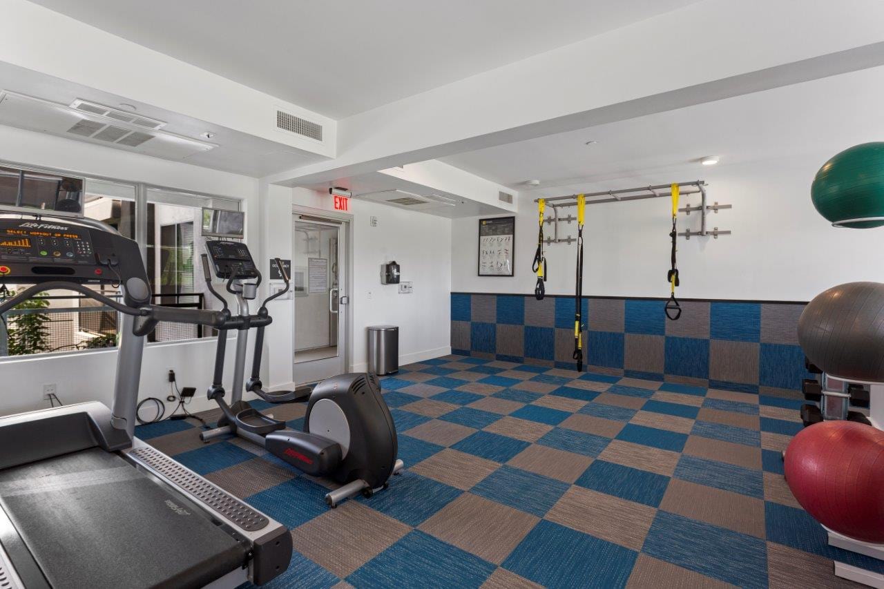 Cortland Biltmore Place Image 39
