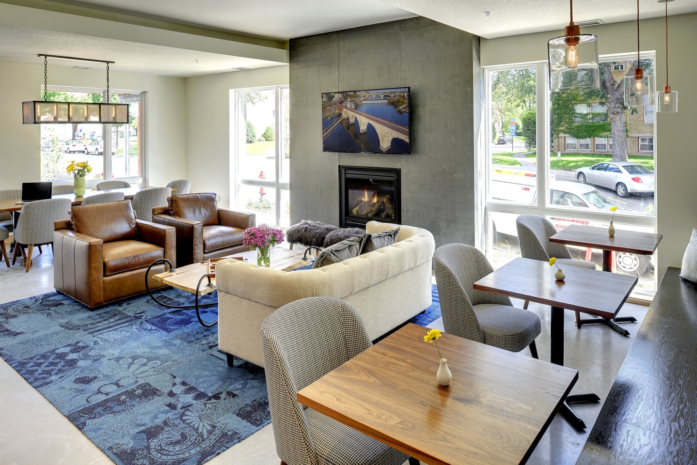 Coze Flats Image 4