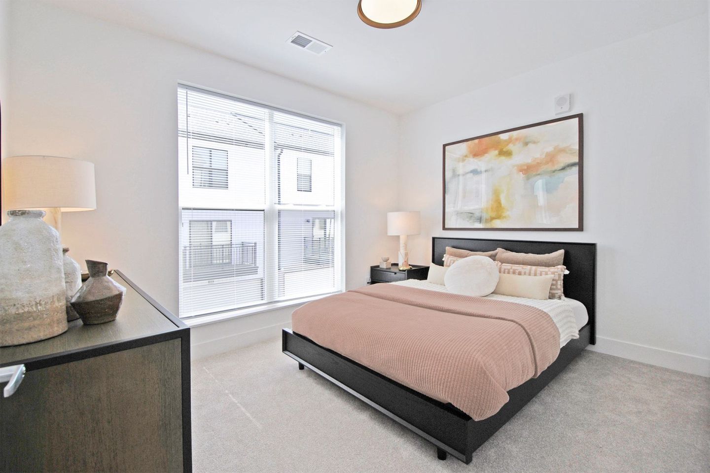 Avant Apartments Image 45