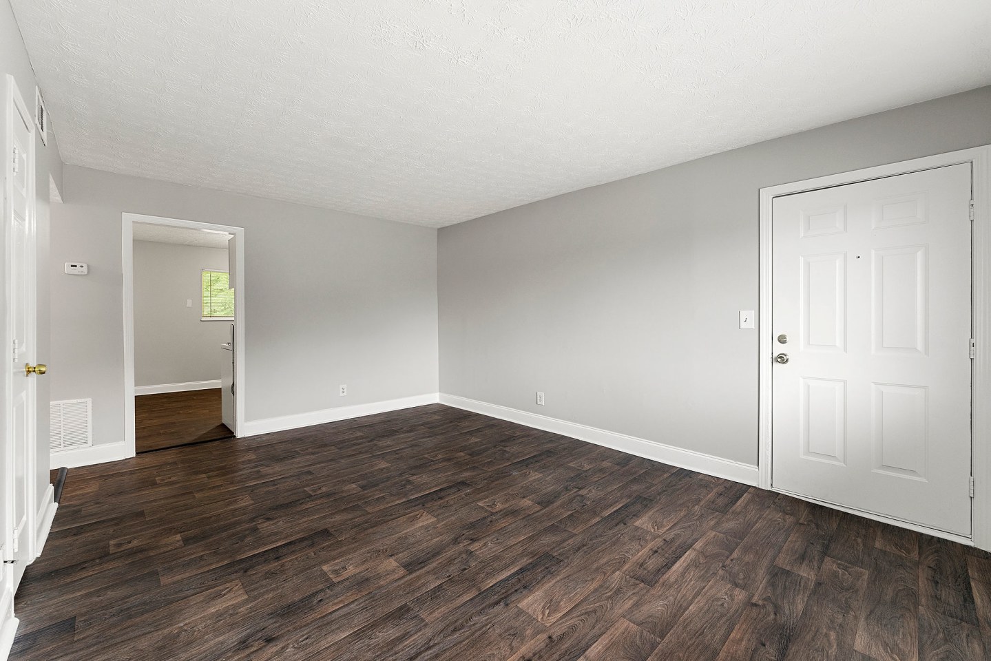 Balfour East Lake Image 10