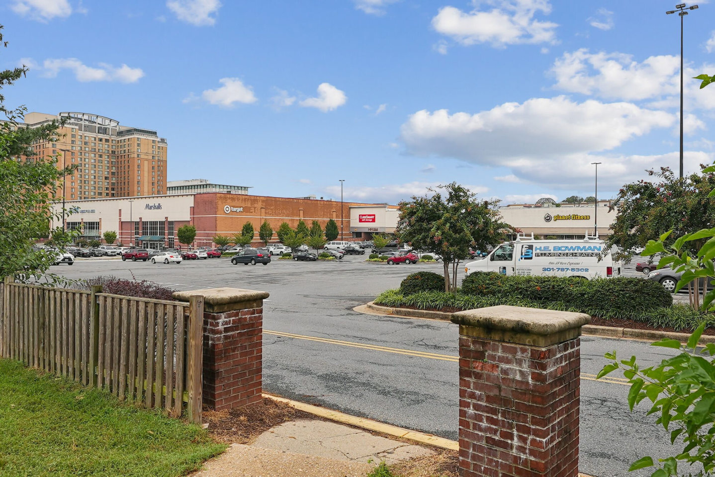 Belcrest Plaza Image 3
