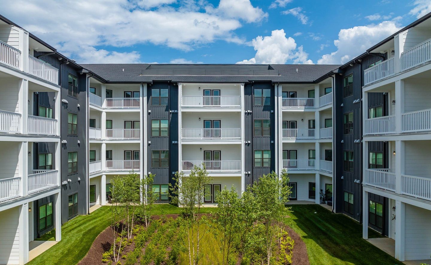 The Flats at Laurel & Pine Image 37