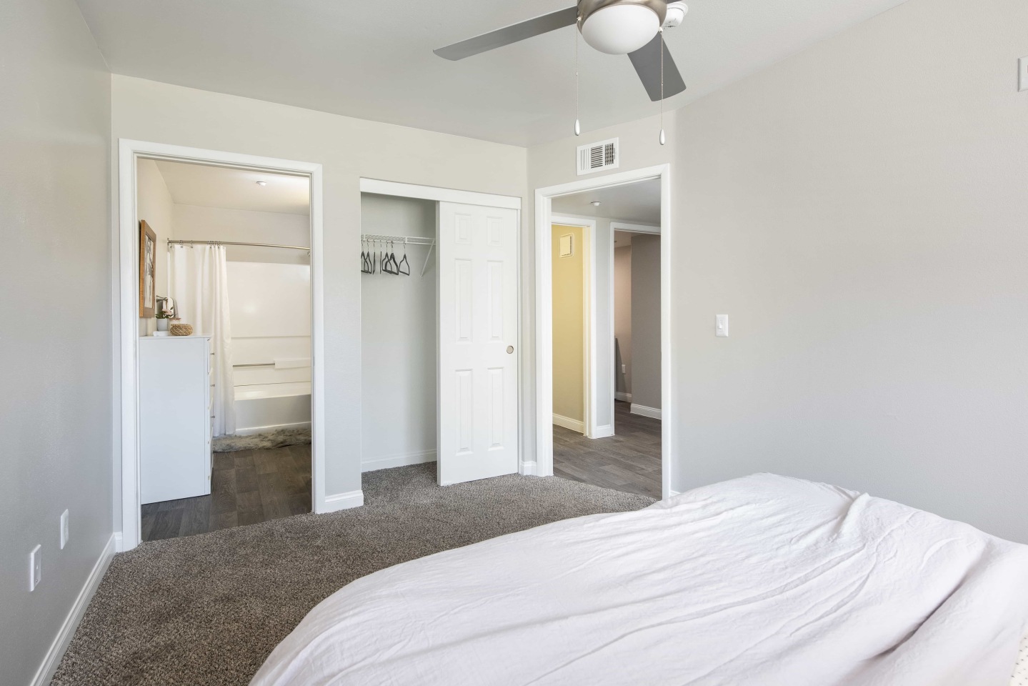 Amara Spring Valley Apartments Image 14