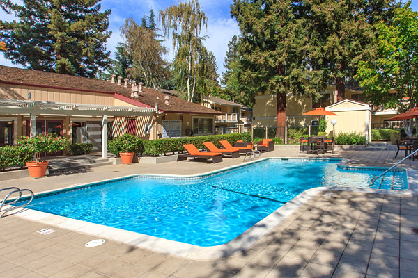Evelyn Gardens Image 15