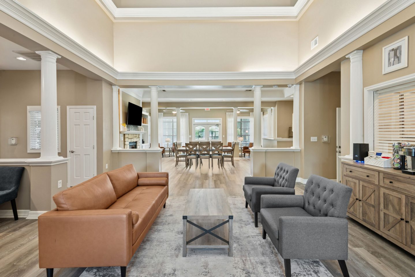 Lakeshore Villas Image 20