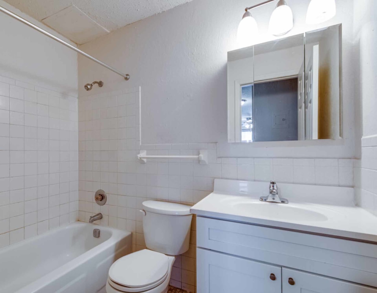 Silver Bell Apartments Image 1