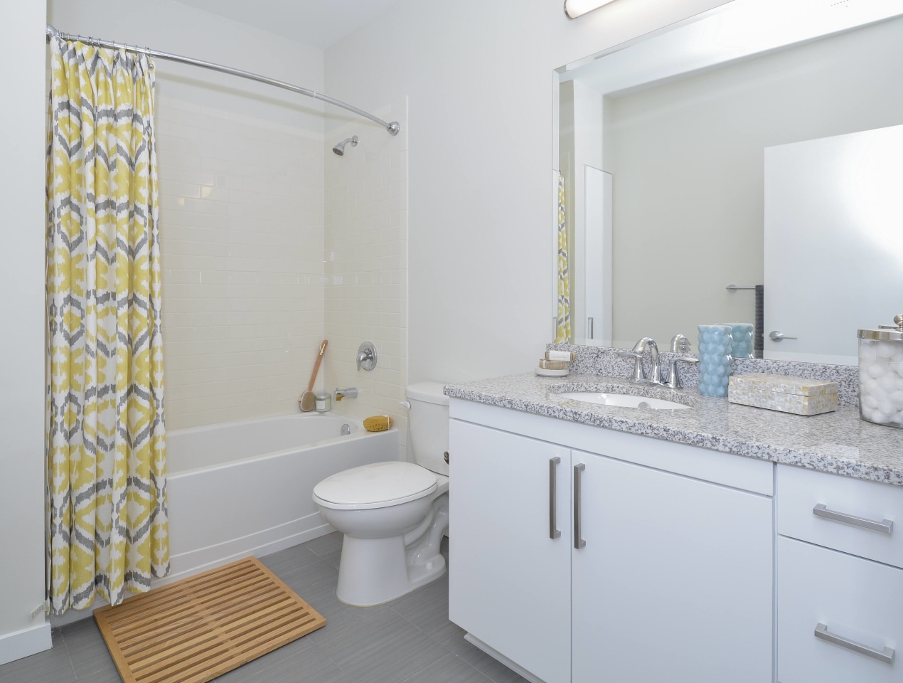 75 Tresser Image 14