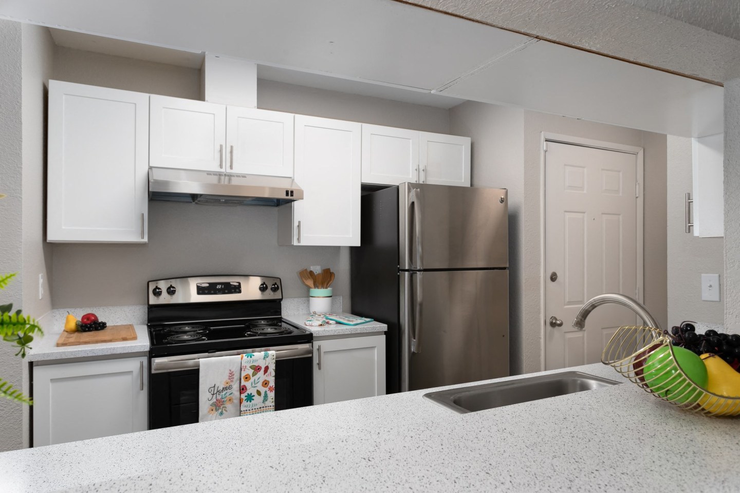 Bayview Apartments Image 14
