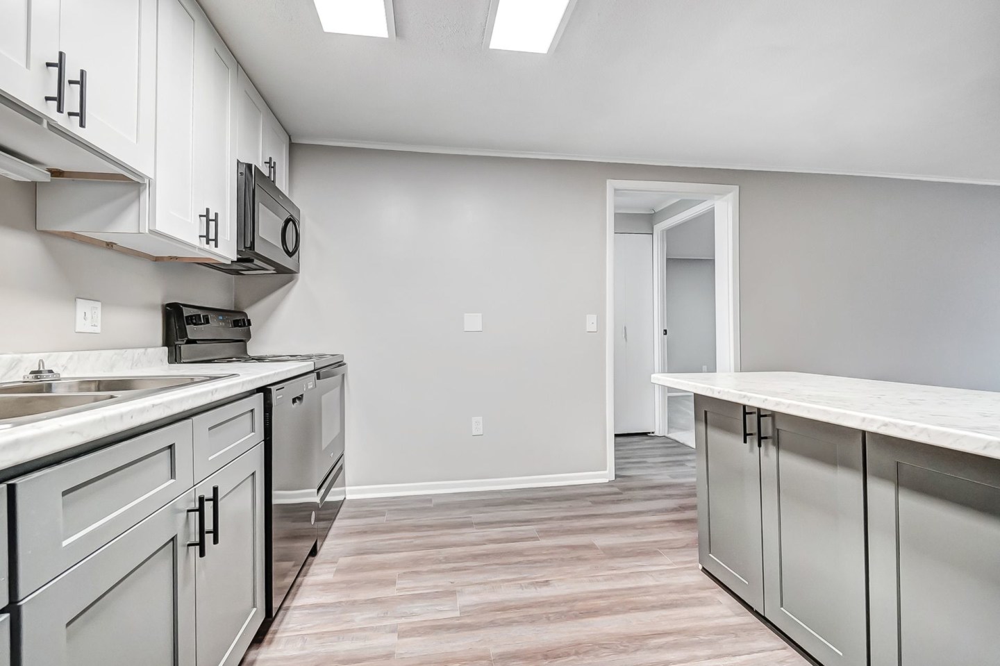 Poplar Ridge Apartments Image 11