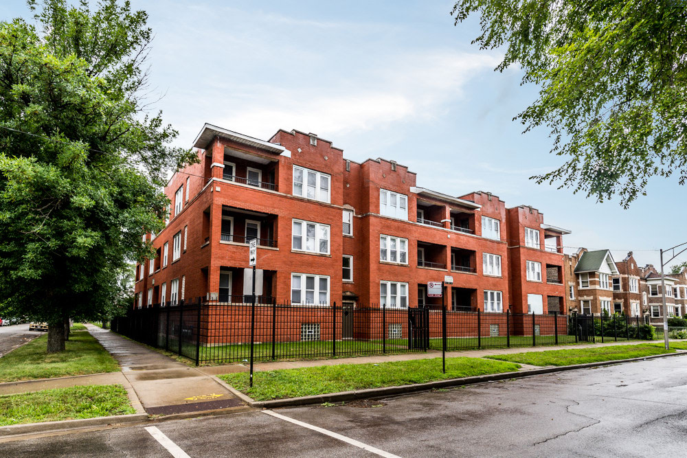 7406 S Perry Ave Image 1