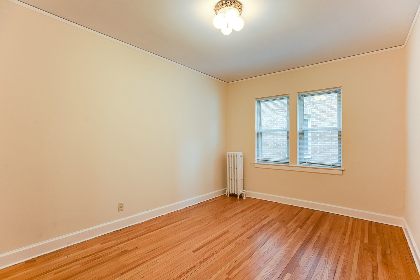 2880 Irving Avenue S Image 13