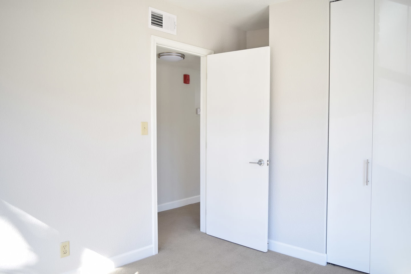 Kenwood Image 34