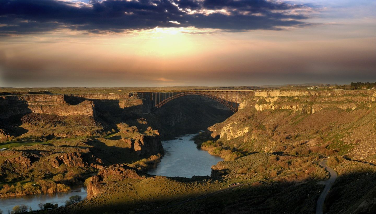 Rivercrest Image 4