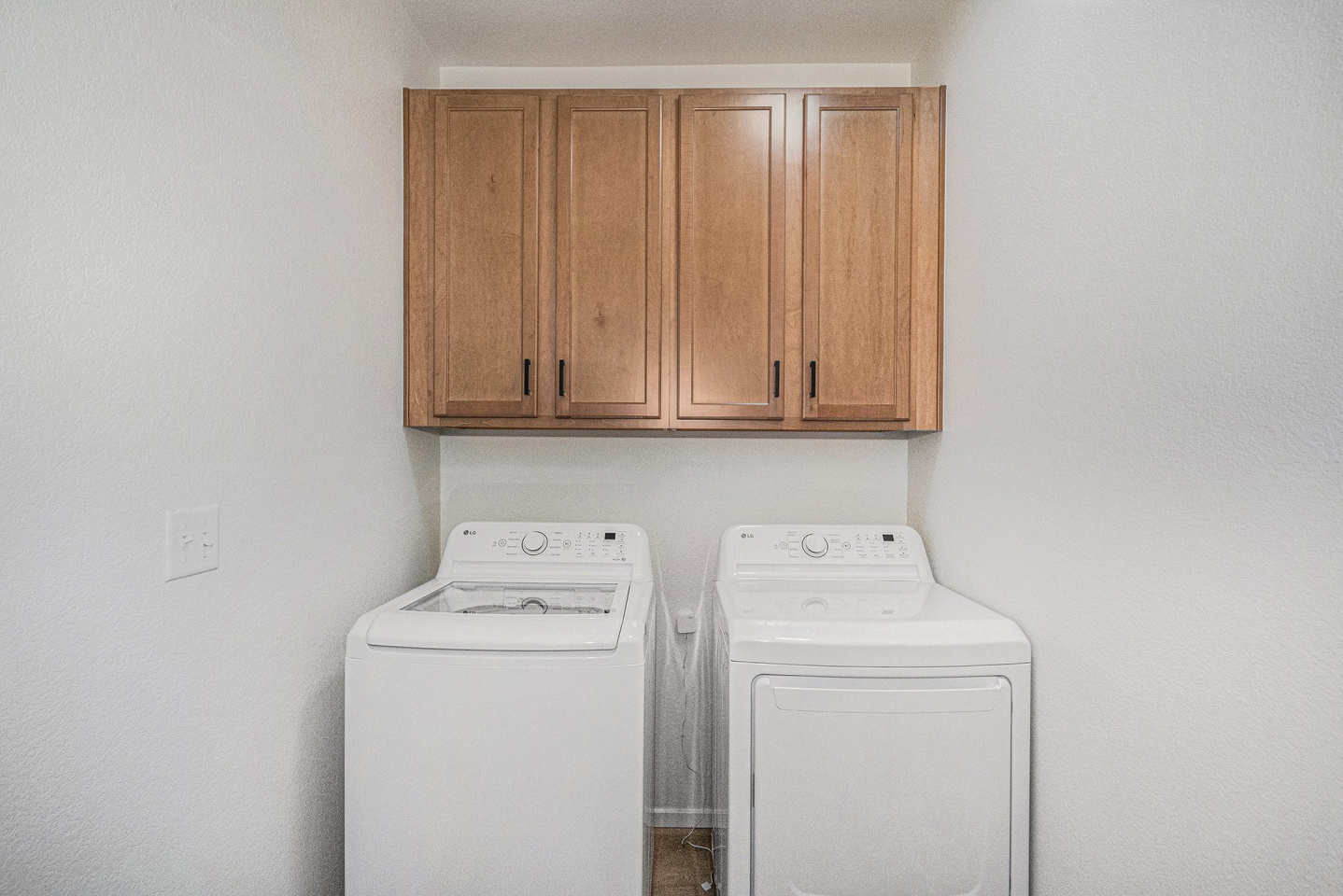 Bloom Rental Living Image 3