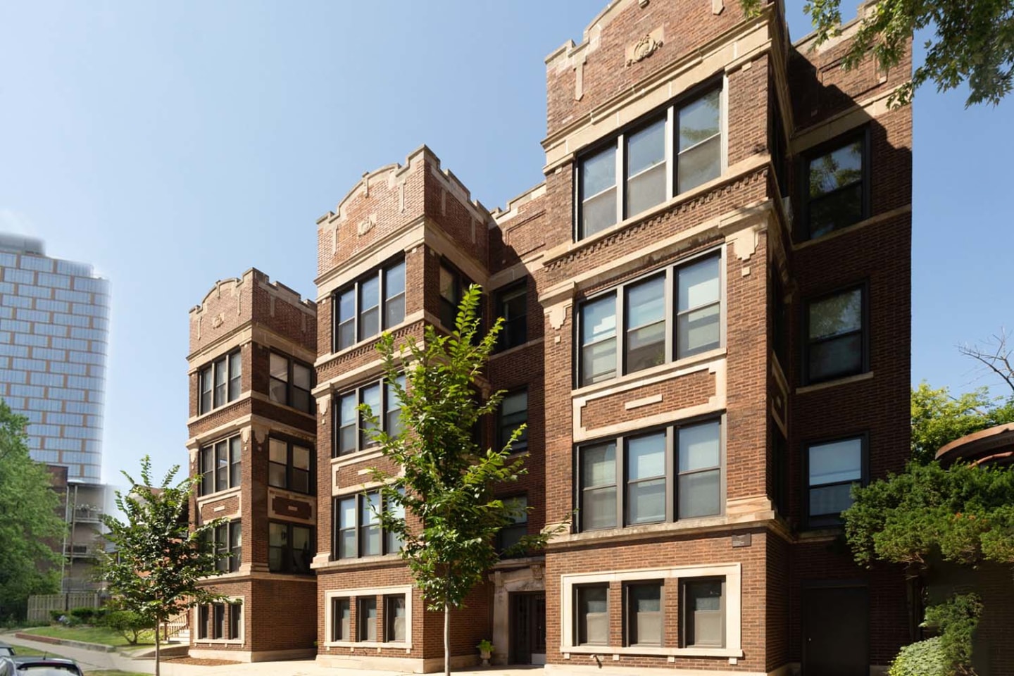 5128-5132 S. Cornell Avenue Image 3