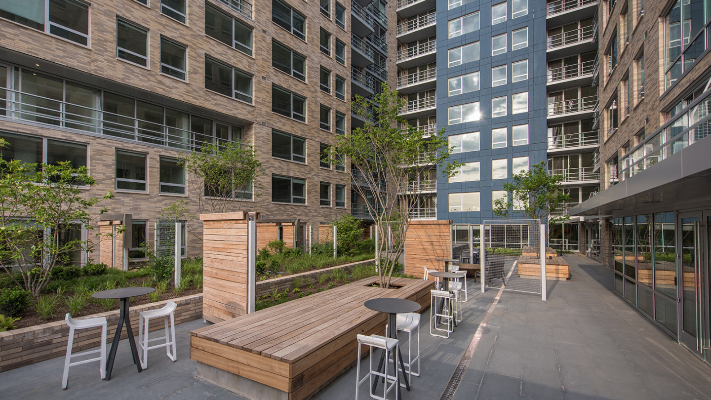 F1RST Residences Image 7