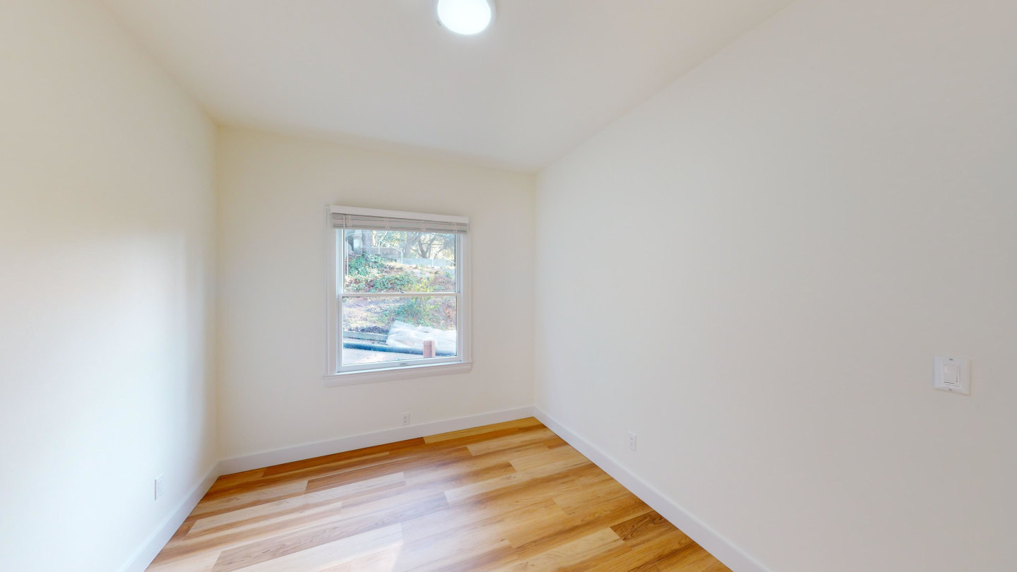 1729 Arch Street Image 4
