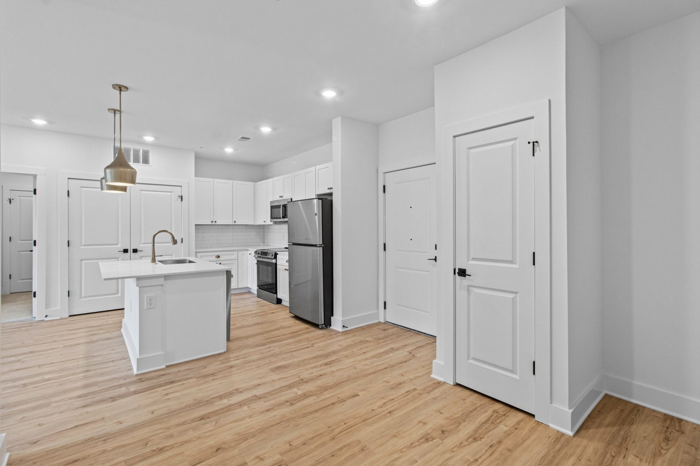 The Nixon Apartments Image 37