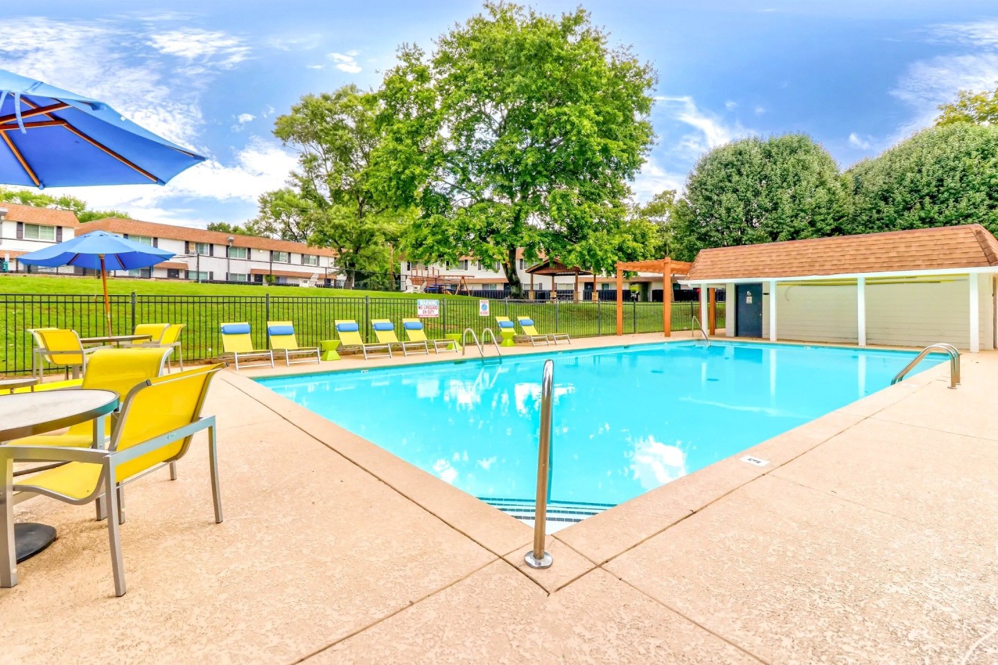 The Brentwood Image 23