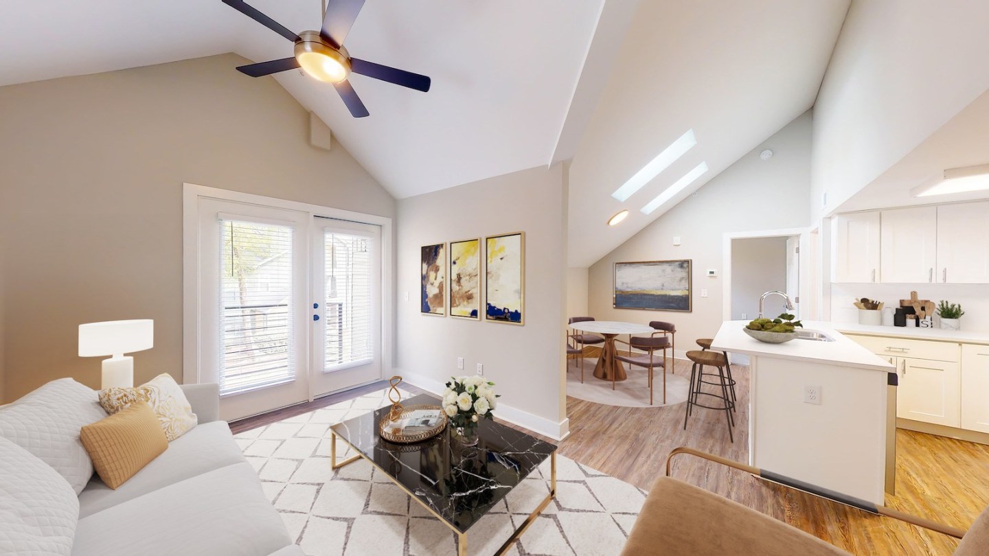 Regency Place Image 6