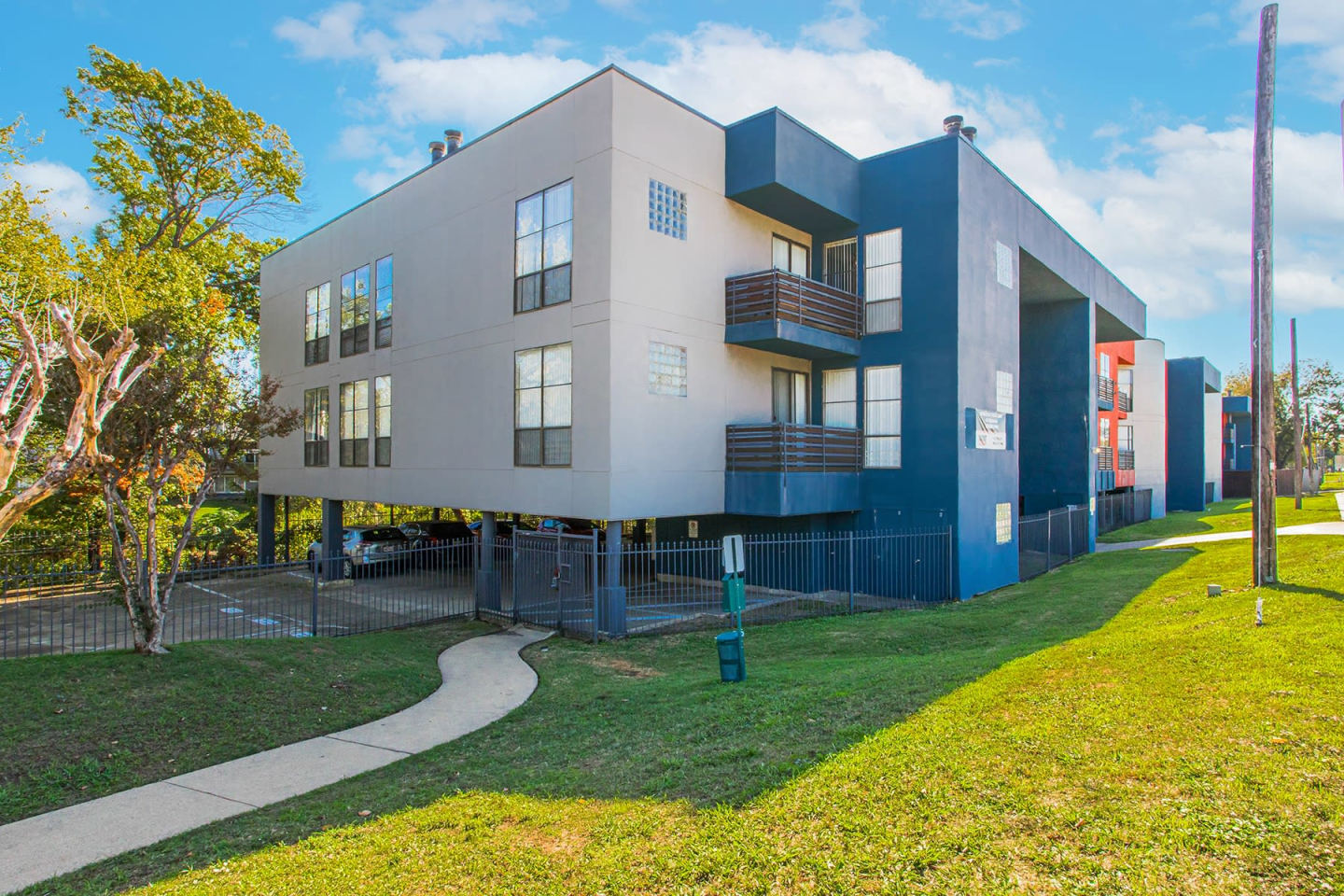 Soho Apartments Image 5