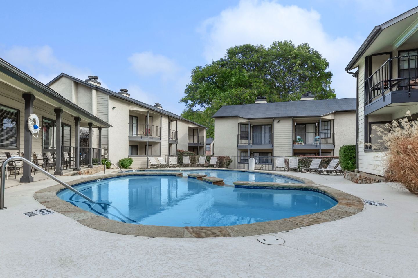 Kensington Station Apartment Homes Image 4