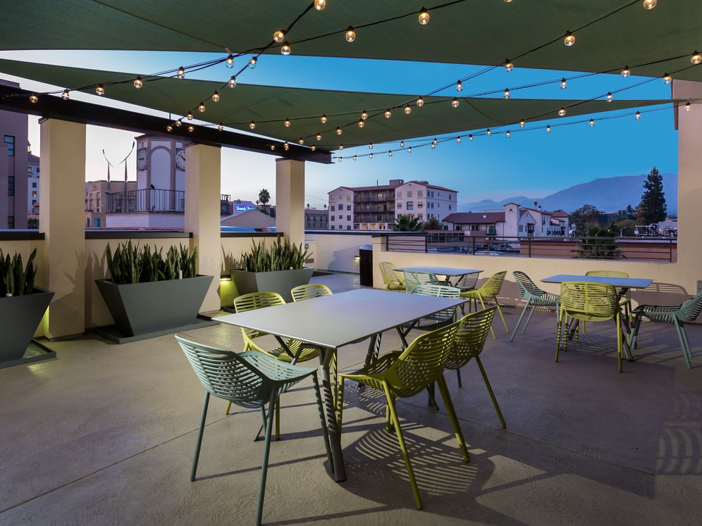 Avalon Pasadena Image 27