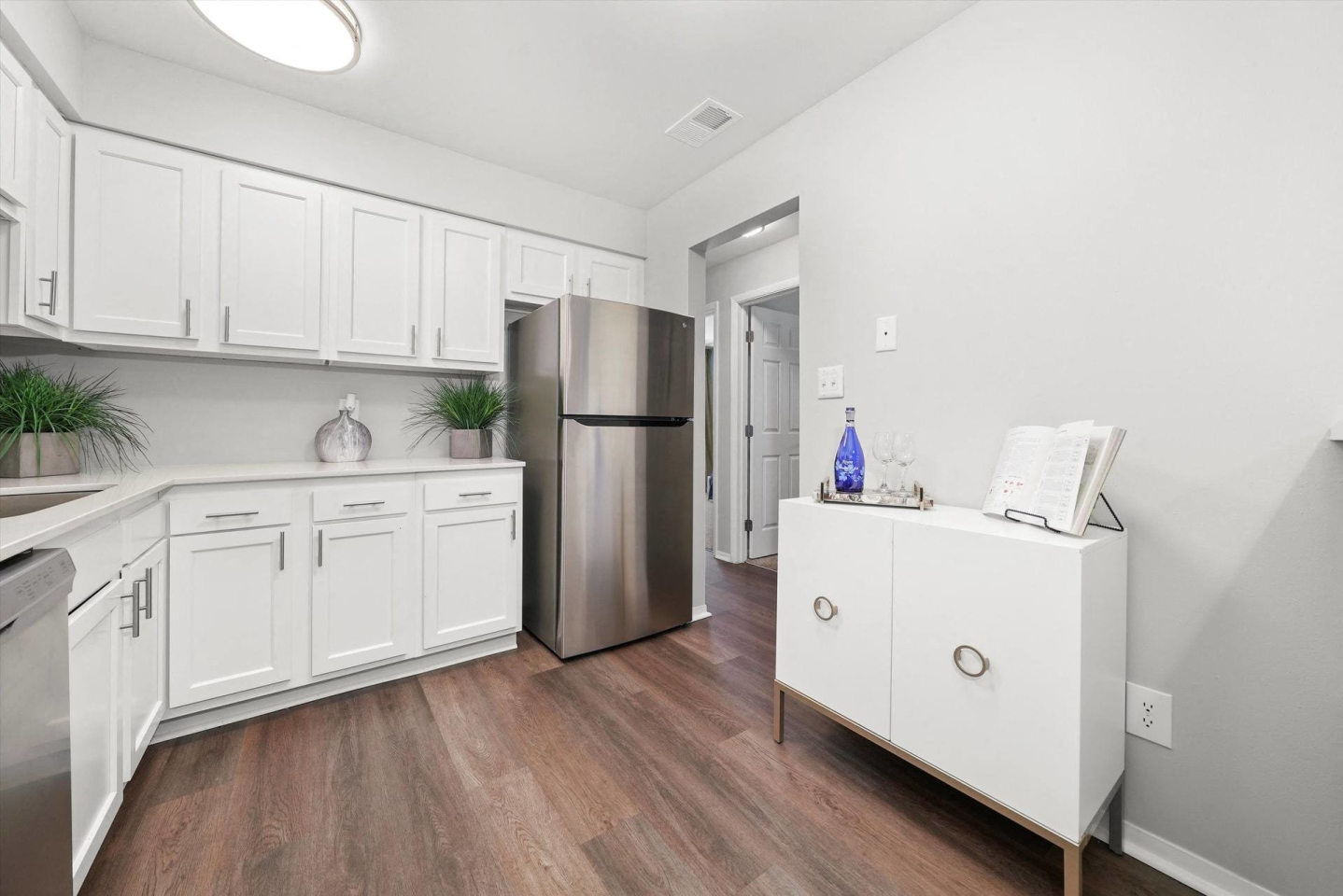 Hampton In Highland Apartments Image 1