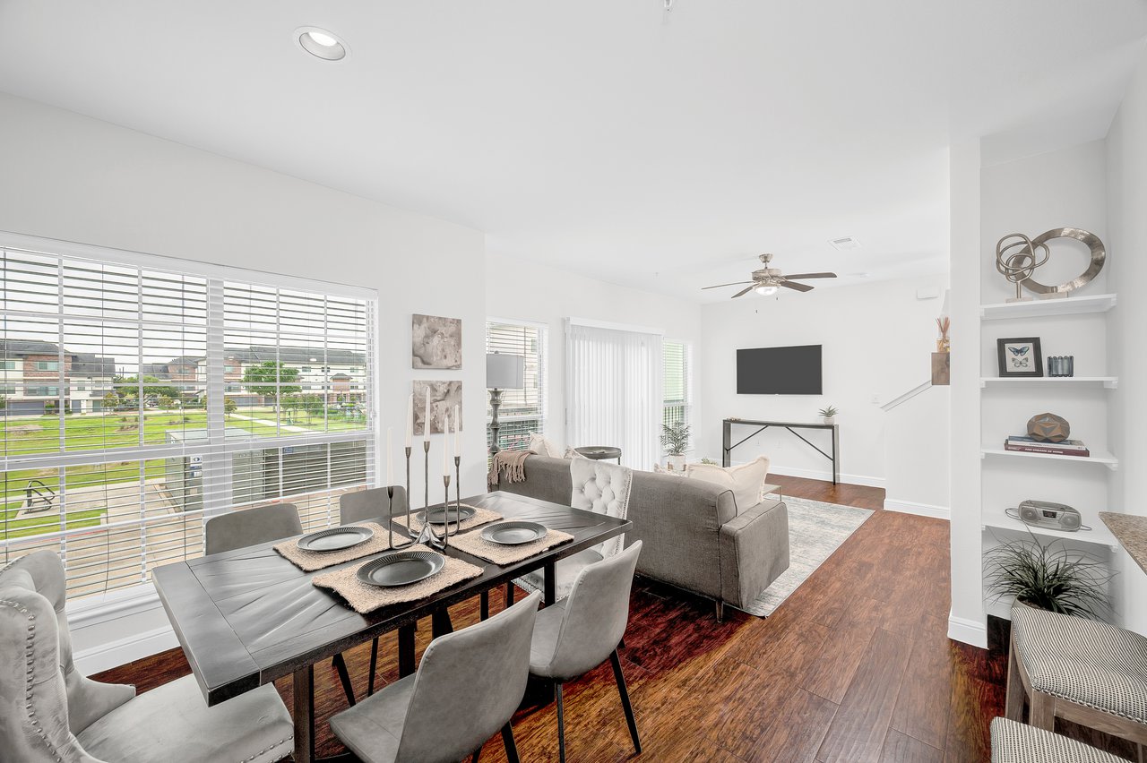 Townhomes at Lake Park Image 6