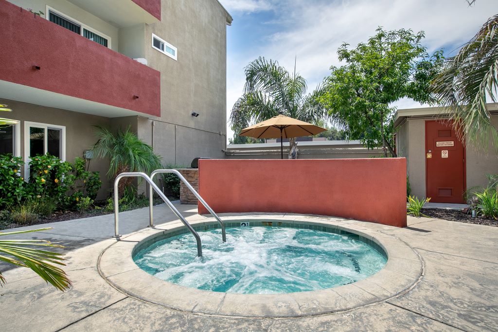 Lombardi Apartments Image 46