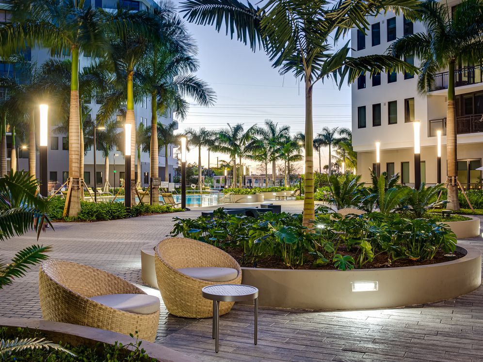 Avalon Doral Image 33