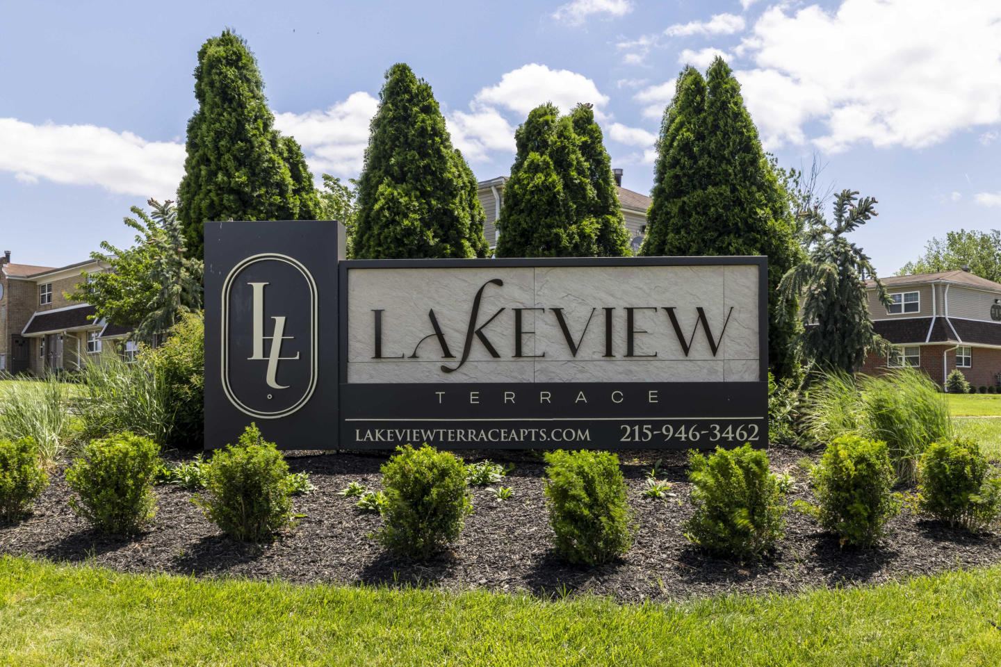 Lakeview Terrace Image 1