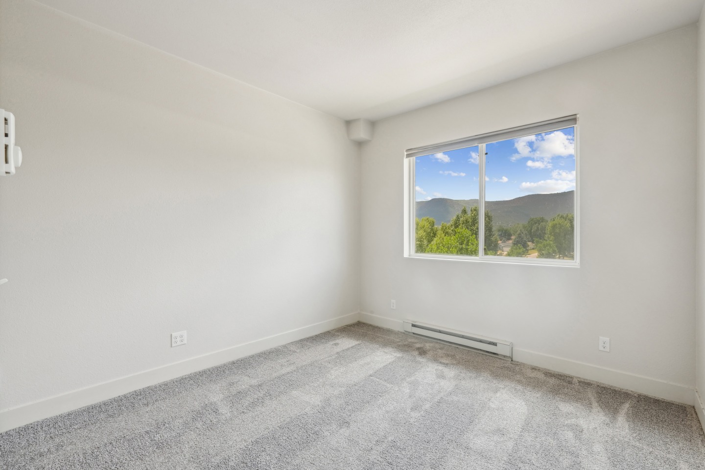 Red Table Apartments Image 18